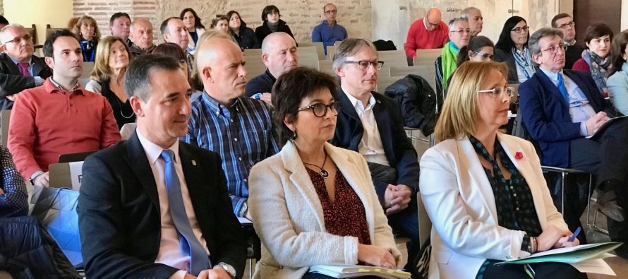 Empresarios y responsables municipales debaten sobre la nueva Ley de Áreas Industriales