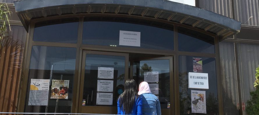 Acta de composición del tribunal y baremación y entrevista para la contratación de docente de mecánica de automóvil